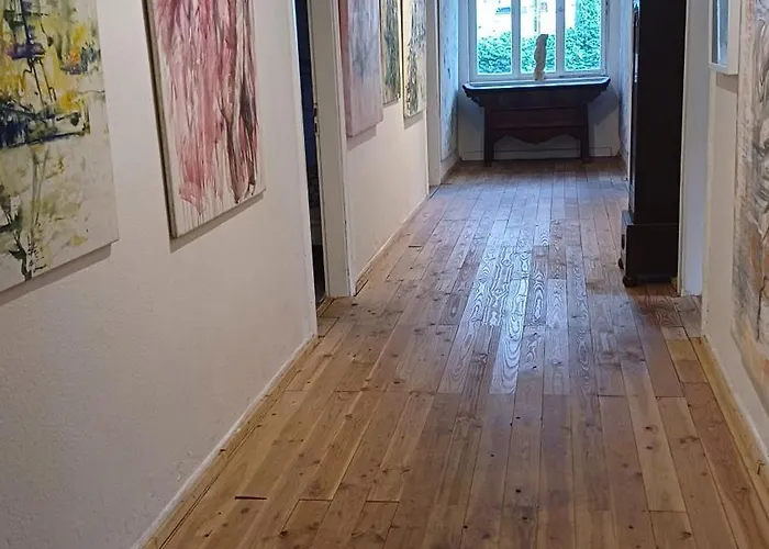 דירה Galerie In הירט